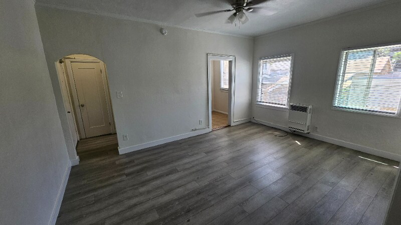 1216 W Court St in Los Angeles, CA - Building Photo