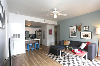 Flats at Norman in Norman, OK - Building Photo - Interior Photo