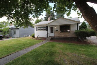 6112 N Driscoll Blvd in Spokane, WA - Building Photo - Building Photo