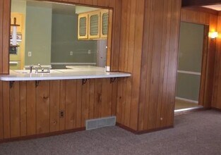 29267 Pinto Dr in Warren, MI - Building Photo - Building Photo