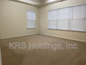 5025 John St in Chesapeake, VA - Building Photo - Building Photo