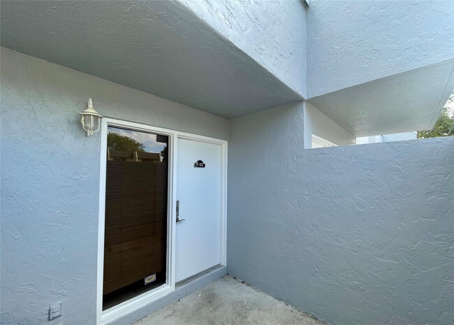 57 Deer Creek Rd in Deerfield Beach, FL - Building Photo - Building Photo