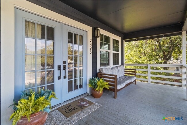 property at 2495 Lakeshore Dr