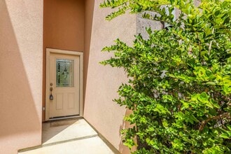 10510 Sandia Dr in Laredo, TX - Building Photo - Building Photo