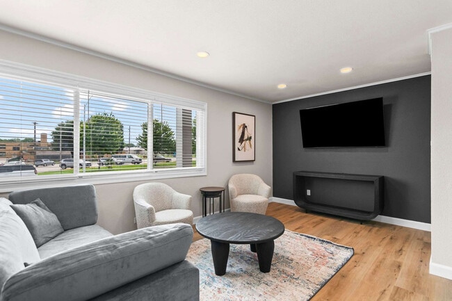 2309 Cherry Hills Dr