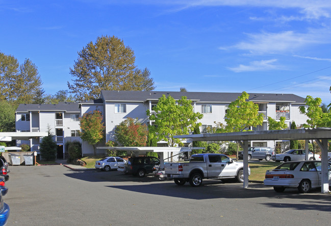 Forest Creek Apartments in Everett, WA - Foto de edificio - Building Photo