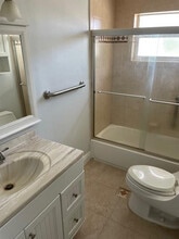 355 Sunshine Dr in Coconut Creek, FL - Building Photo - Building Photo