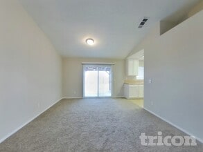 16348 Appletree Ln in Victorville, CA - Building Photo - Building Photo