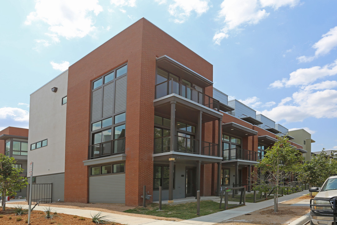 SOJO Crossing in San Antonio, TX - Building Photo