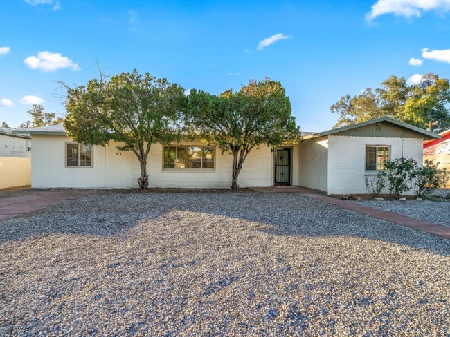 property at 4120 E 4th St