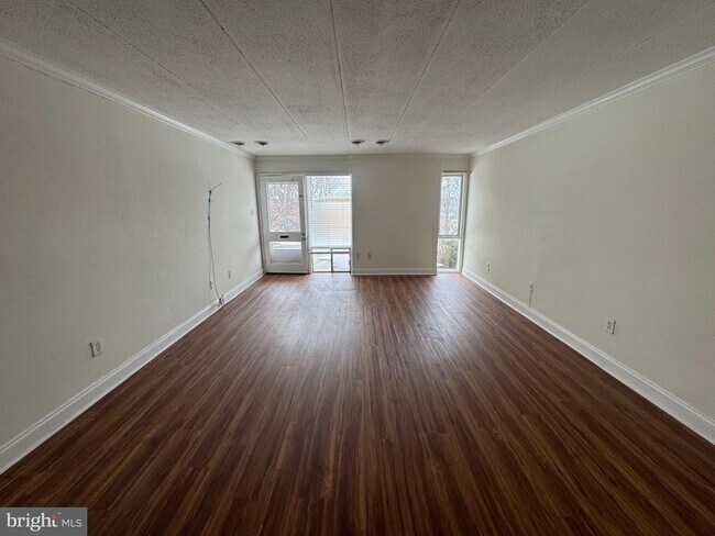 2635 Fort Farnsworth Rd in Alexandria, VA - Building Photo - Building Photo