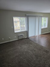 487 Catalina Dr, Unit C-5 in Newark, OH - Foto de edificio - Building Photo