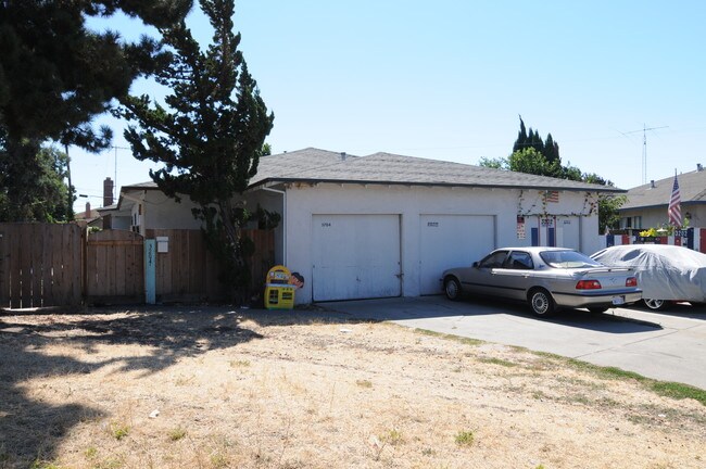 3202-3204 Rockport Ave in San Jose, CA - Building Photo - Building Photo