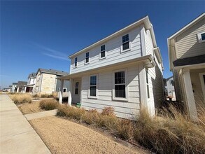724 Vine St in Argyle, TX - Building Photo - Building Photo