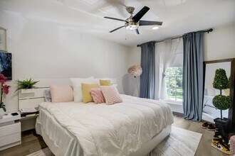 1410 Hyde Park Blvd in Houston, TX - Building Photo - Building Photo