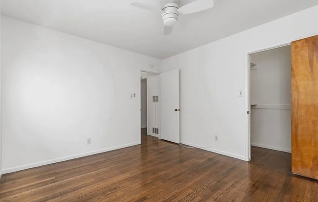 1015 E Ocean Blvd in Long Beach, CA - Building Photo - Building Photo