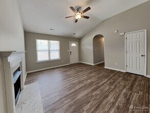 1134 Summit Hills Dr in Charlotte, NC - Building Photo - Building Photo
