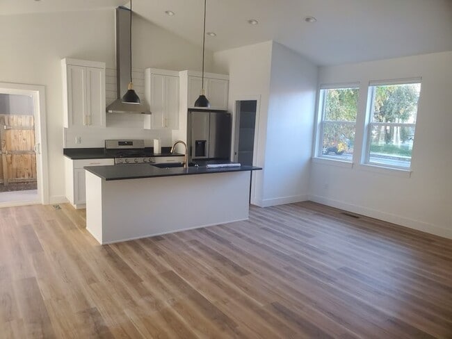 3222 W Irene St in Boise, ID - Building Photo - Building Photo
