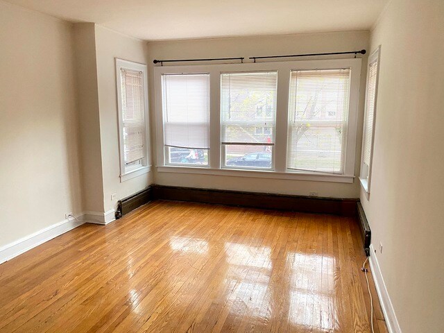 2520 N Seminary Ave in Chicago, IL - Building Photo - Building Photo