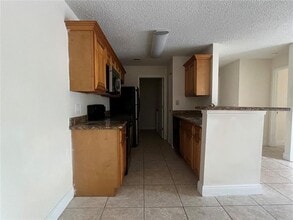 2504 Grassy Point Dr in Lake Mary, FL - Building Photo - Building Photo