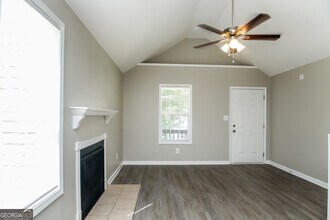 913 Shiloh Ridge Trail in Kennesaw, GA - Building Photo - Building Photo