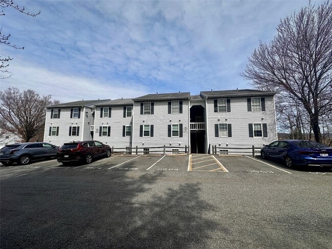 property at 5 Lexington Hills Rd