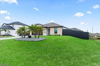 2112 NE 1st Ave in Cape Coral, FL - Building Photo - Building Photo