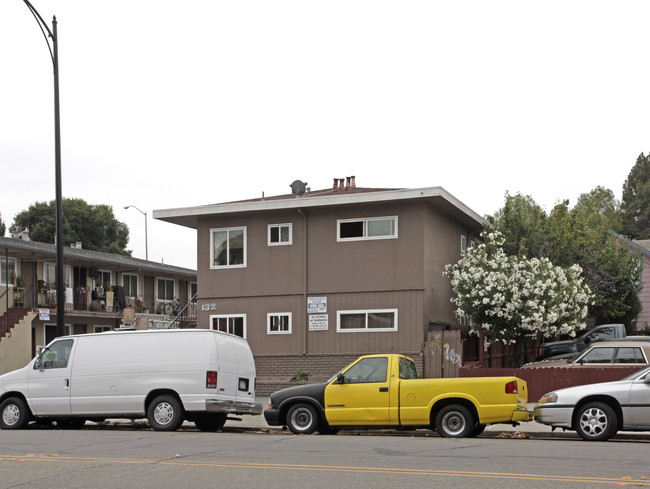 132 E Reed St in San Jose, CA - Building Photo - Building Photo