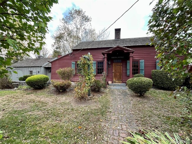 8 Pennsylvania Ave in Wurtsboro, NY - Building Photo - Building Photo