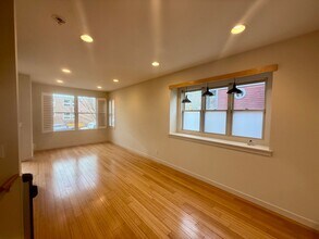 3835 S Angeline St in Seattle, WA - Building Photo - Building Photo