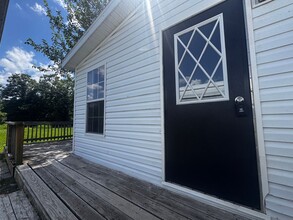 18248 Loyalty Ln in St. Robert, MO - Building Photo - Building Photo