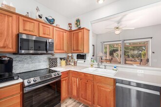 16215 W Desert Winds Dr in Surprise, AZ - Building Photo - Building Photo