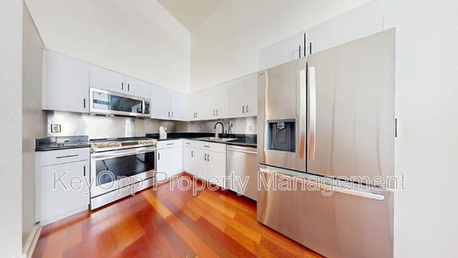property at 175 Bluxome St