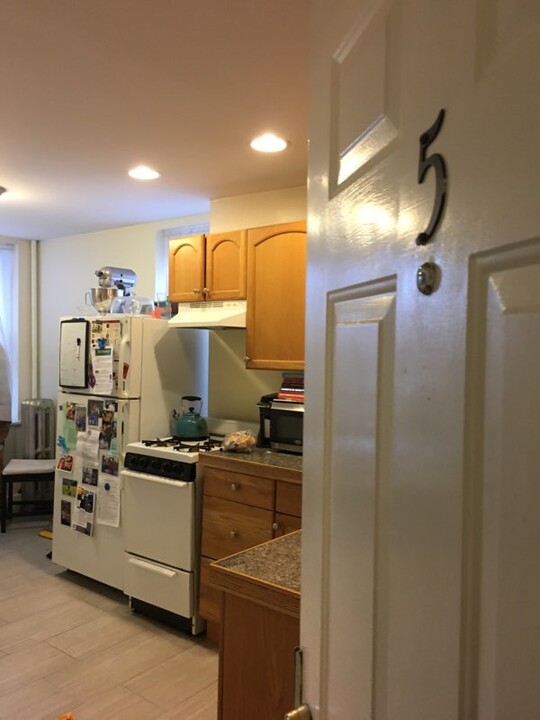 71 Joy St, Unit 5 in Boston, MA - Building Photo