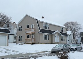912 Dean St in Schenectady, NY - Building Photo