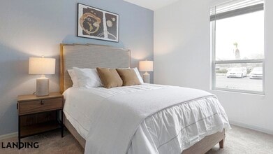 9301 Summit Centre Way, Unit 1318 in Orlando, FL - Building Photo - Building Photo