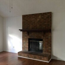 916 Mandarin Dr in Hinesville, GA - Building Photo - Building Photo