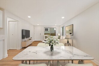 7016 Linden Ave N in Seattle, WA - Building Photo - Building Photo