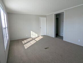 521 Washington in Belleville, MI - Building Photo - Building Photo