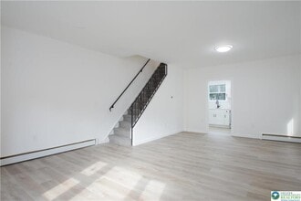 541 Jischke St in Bethlehem, PA - Building Photo - Building Photo