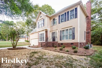 12620 Headquarters Farm Rd in Charlotte, NC - Foto de edificio - Building Photo