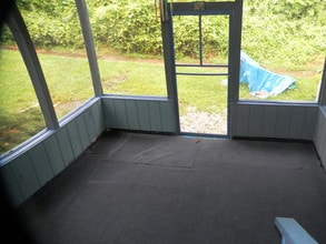 5041 E Woodmill Dr in Wilmington, DE - Building Photo - Building Photo