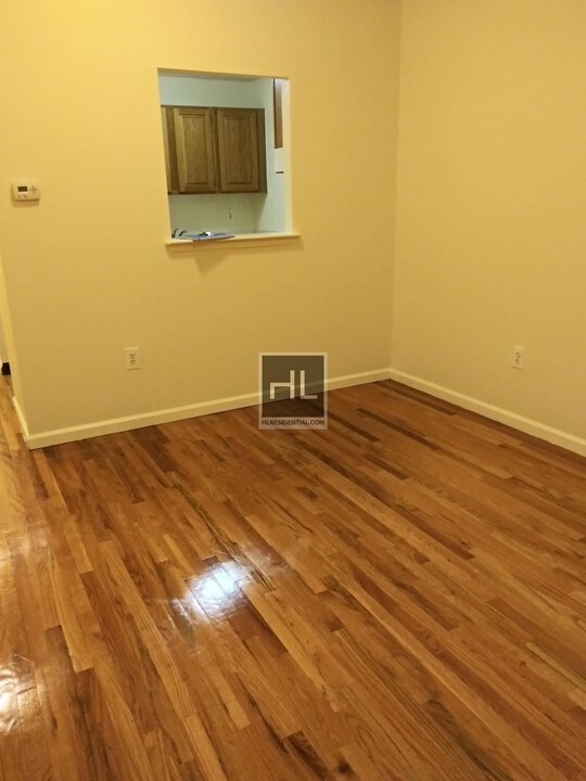 94 Marion St-Unit -2R in Brooklyn, NY - Building Photo