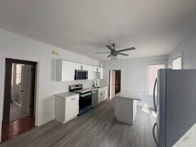 86 Mechanic St, Unit 86 Unit A in New Haven, CT - Building Photo