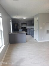 151 E Florence Ave in Louisville, KY - Building Photo - Building Photo