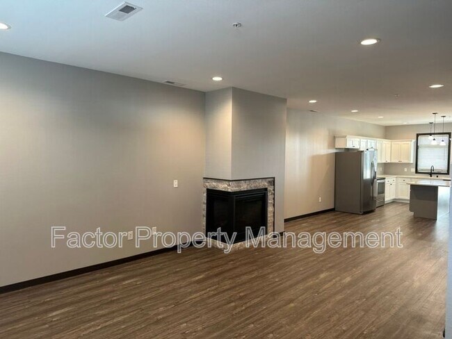 308 Prairie Rose Trl in Mankato, MN - Building Photo - Building Photo