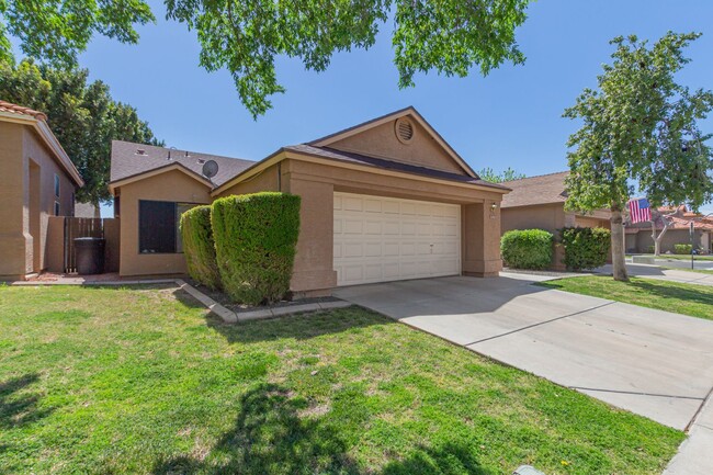 1836 N Stapley Dr in Mesa, AZ - Building Photo - Building Photo