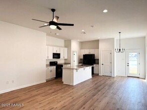 119 Brattle Court in Lafayette, LA - Building Photo - Building Photo