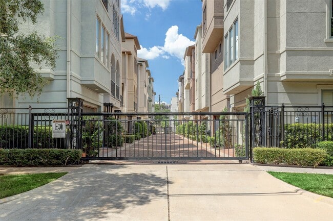 property at 1436 Wichita St