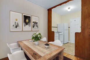 Marie Antoinette in Minneapolis, MN - Building Photo